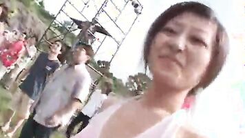 Forced blowjob with a sexy mom in a brutal porn movie.