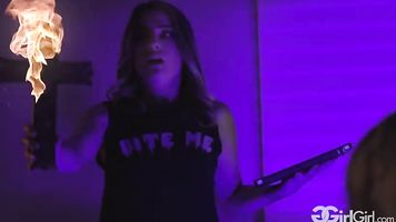 GirlGirl.com - A World Without Men - Angela White, Kendra Spade
