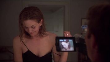 Unfaithful movie hot scenes